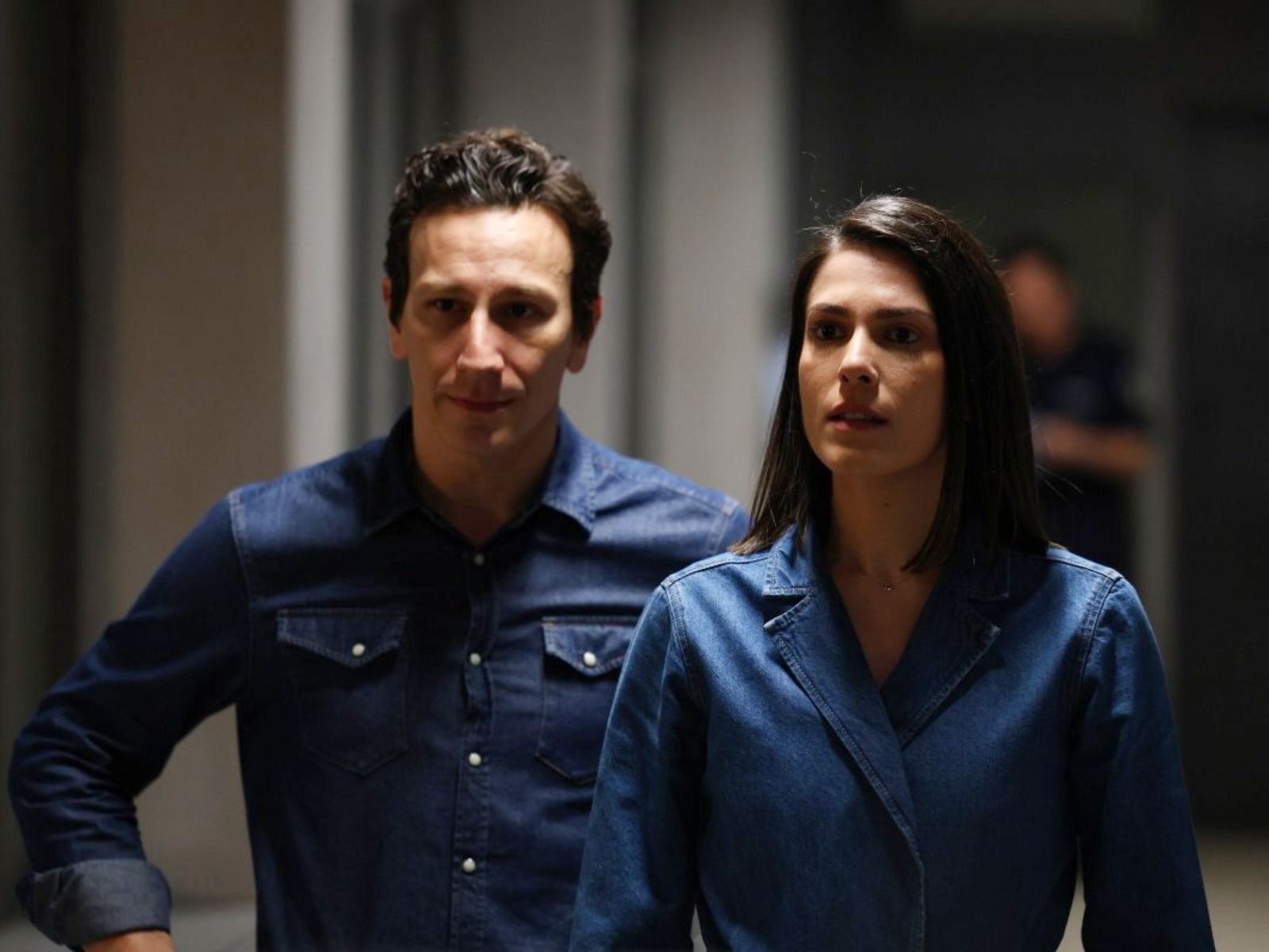 Διάφανη Αγάπη: Ο Χάρης μαθαίνει ότι η Στέλλα είναι έγκυος