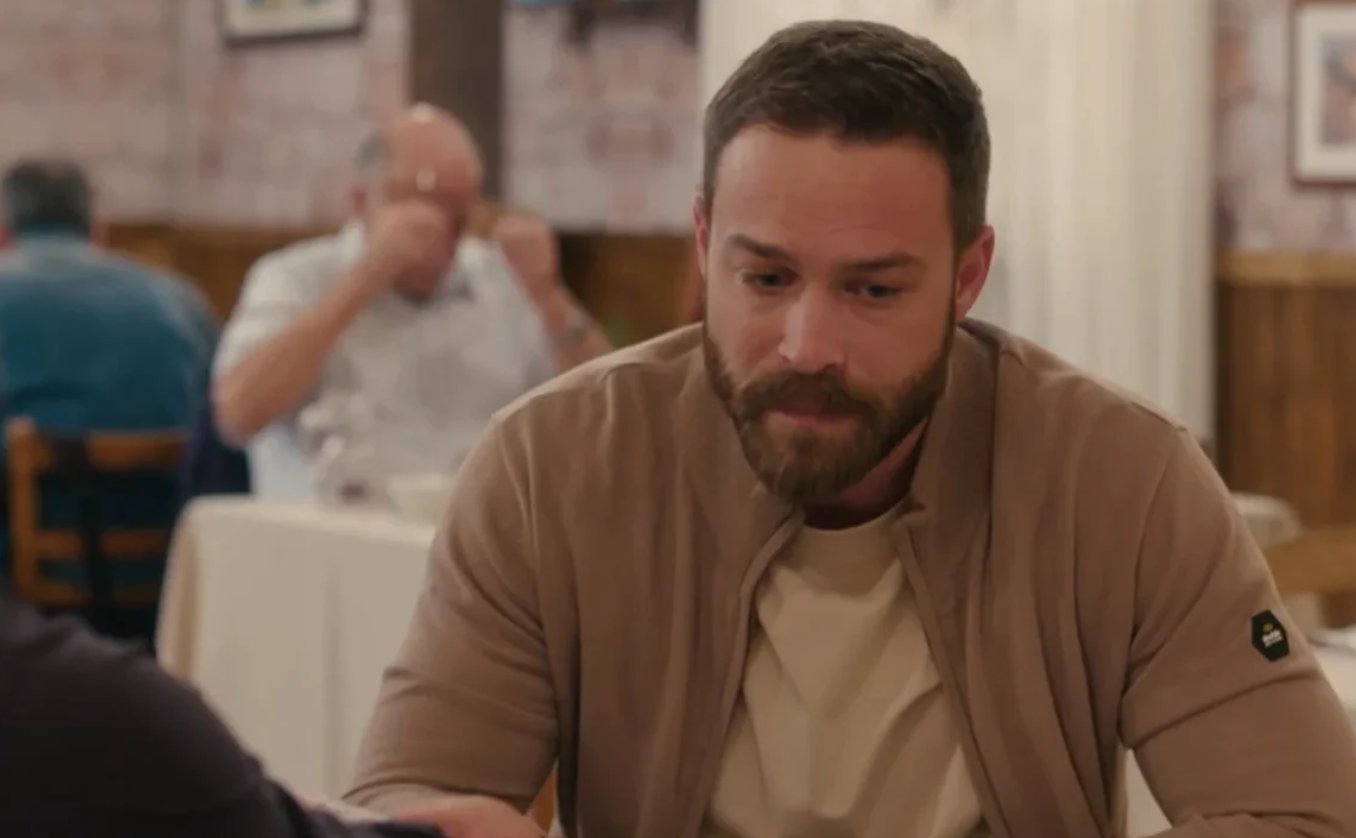 Η γη της ελιάς: Εντοπίζουν μια νεκρή γυναίκα μέσα στο σπίτι του Μιχάλη