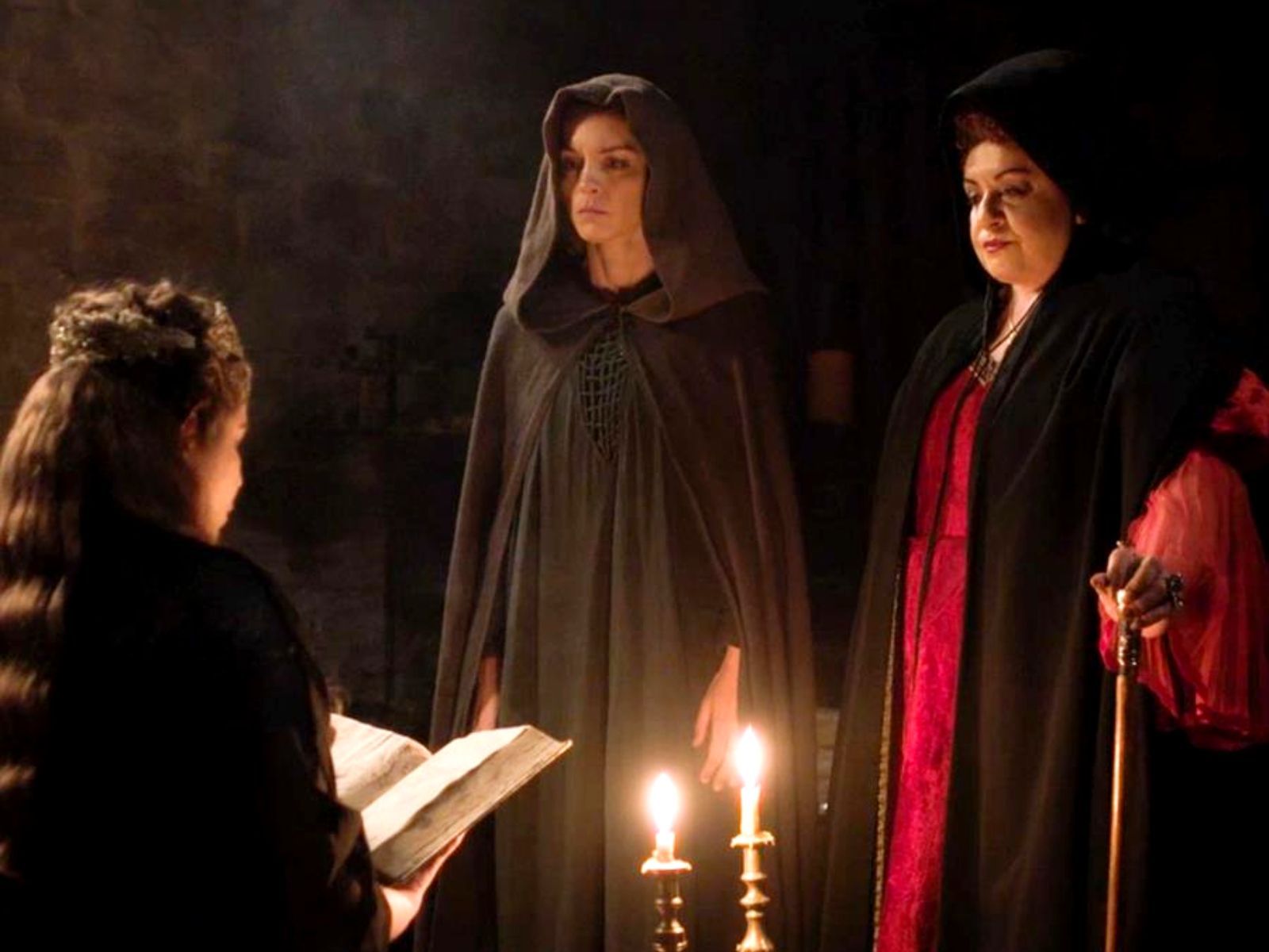 Η Μάγισσα: Οι Διαβολικές γυναίκες ετοιμάζουν νέα θυσία