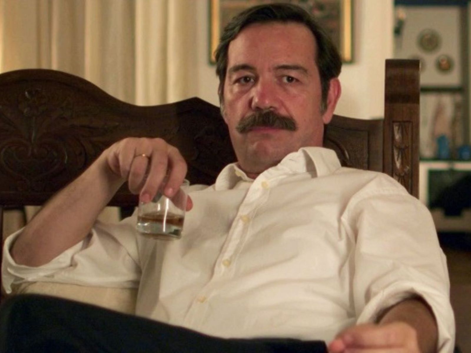 Η Παραλία: Ο Διονύσης διεκδικεί το θησαυρό και παραφυλάει το Γιόχαν