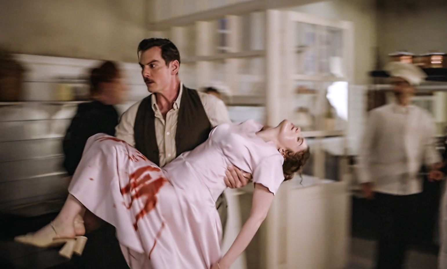 Grand Hotel Επόμενα Επεισόδια: Περιλήψεις επεισοδίων από 19/05/25-23/05/25