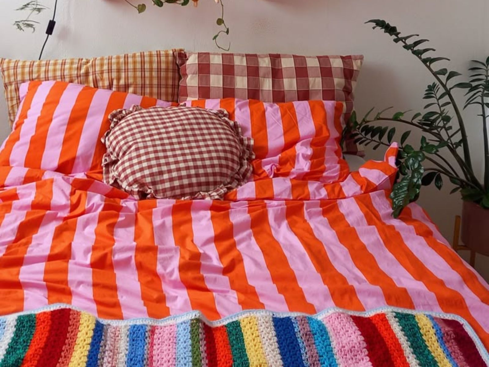 Όλες οι Τάσεις στα καλοκαιρινά σεντόνια το 2025: Ανανέωσε το υπνοδωμάτιο με τα πιο μοντέρνα σχέδια