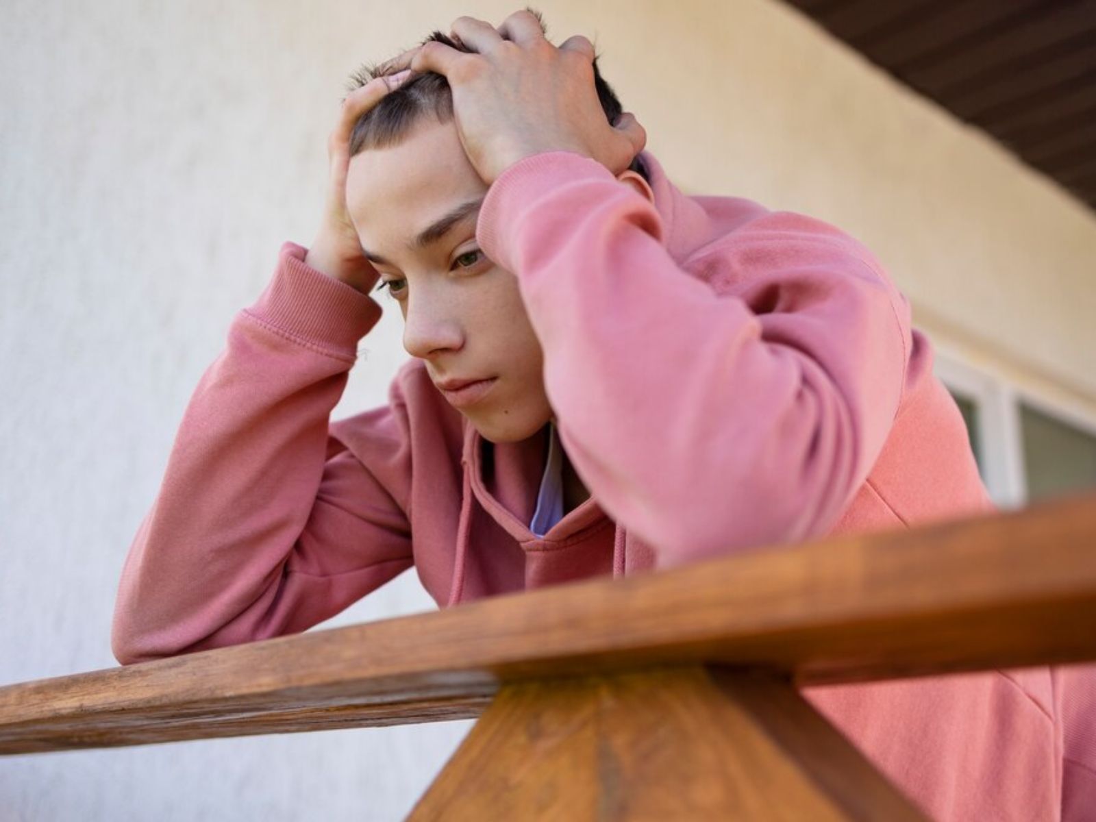 Chunibyo: Τι είναι το “Σύνδρομο της Δευτέρας Γυμνασίου” και γιατί είναι επικίνδυνο για την ψυχολογία των εφήβων