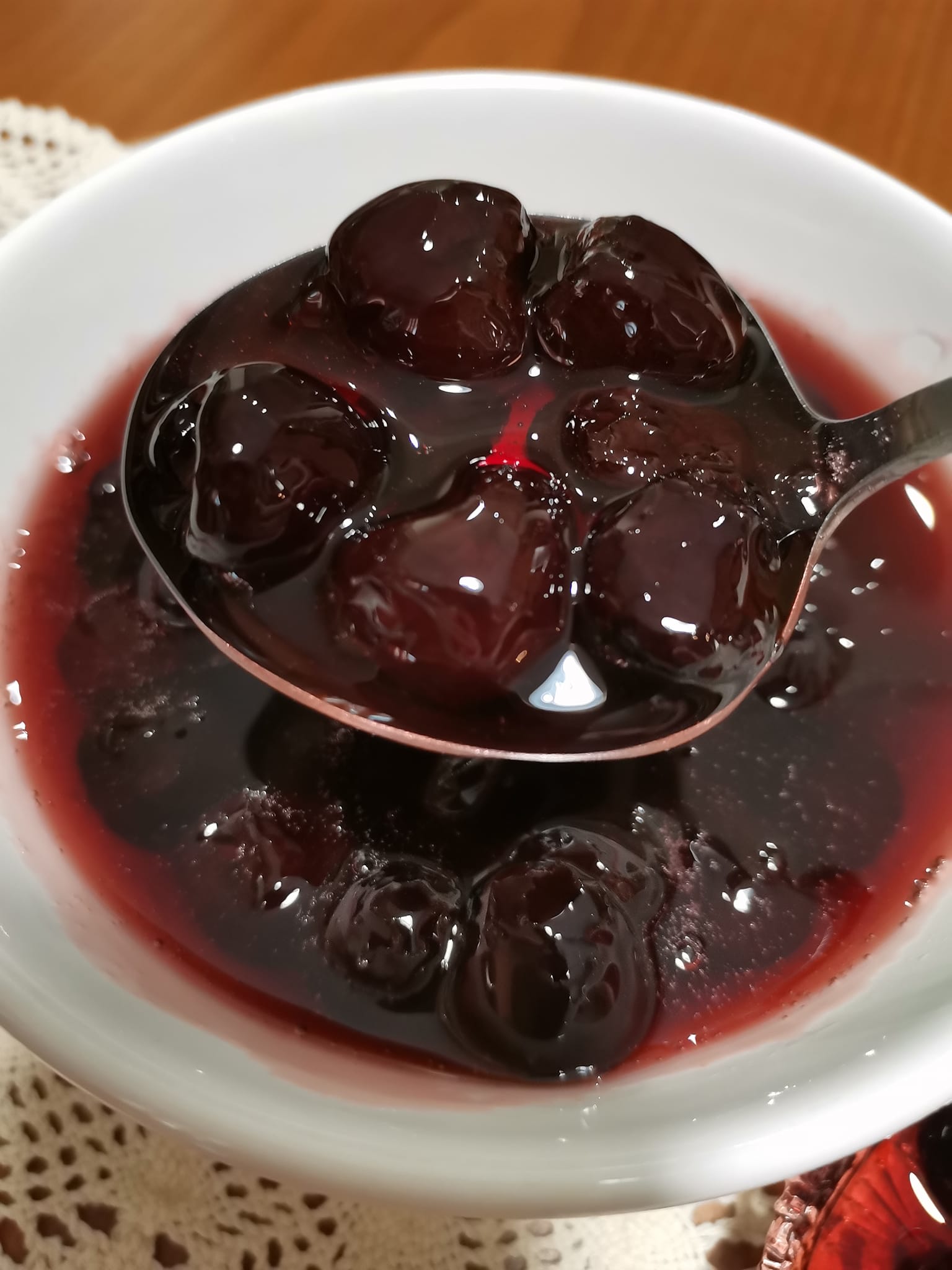 Γλυκό του κουταλιού κεράσι