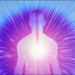 Νέα μελέτη εξηγεί γιατί το ανθρώπινο σώμα εκπέμπει ένα ορατό φως που όταν πεθαίνουμε εξαφανίζεται