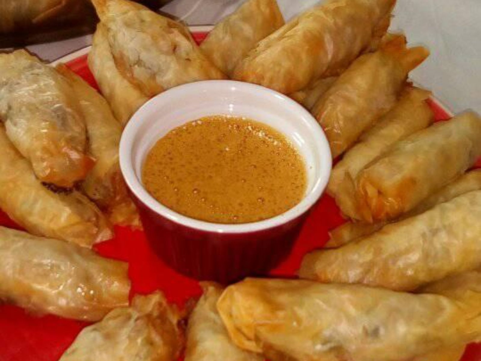 Ντιπ πορτοκαλιού με πετιμέζι για spring rolls