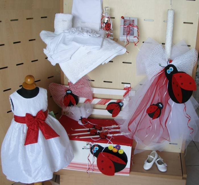 Βάφτιση με θέμα την Πασχαλίτσα: Ιδέες διακόσμησης στο τραπέζι και στην εκκλησία