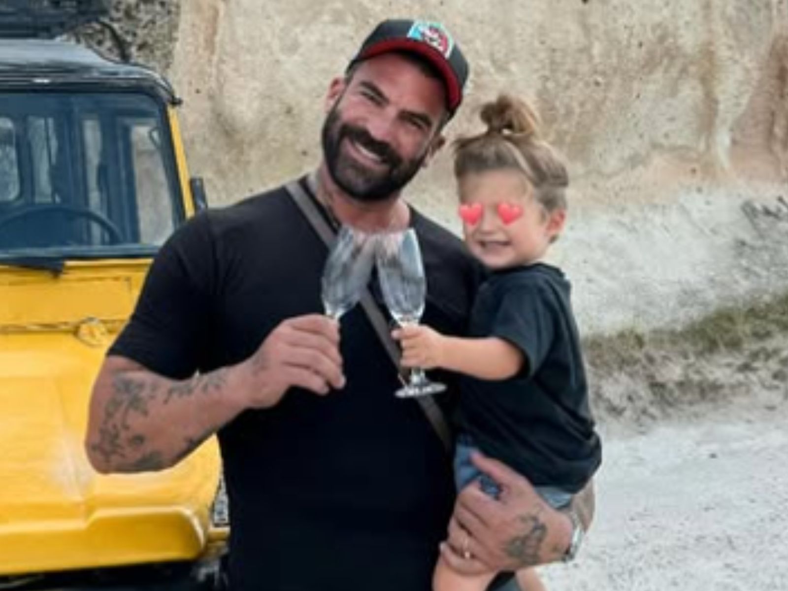 Δημήτρης Αλέξανδρου για Πάρη – “Εγώ δεν ανεβάζω κάτι με το παιδί μου στα social media – Προστατεύω το παιδί μου”