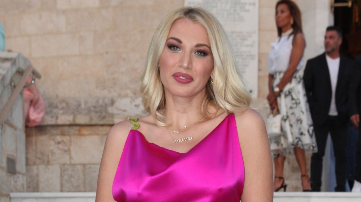 Η τρυφή φωτογραφία της Κωνσταντίνας Σπυροπούλου με τον γιο της – “Εγώ κι εσύ”