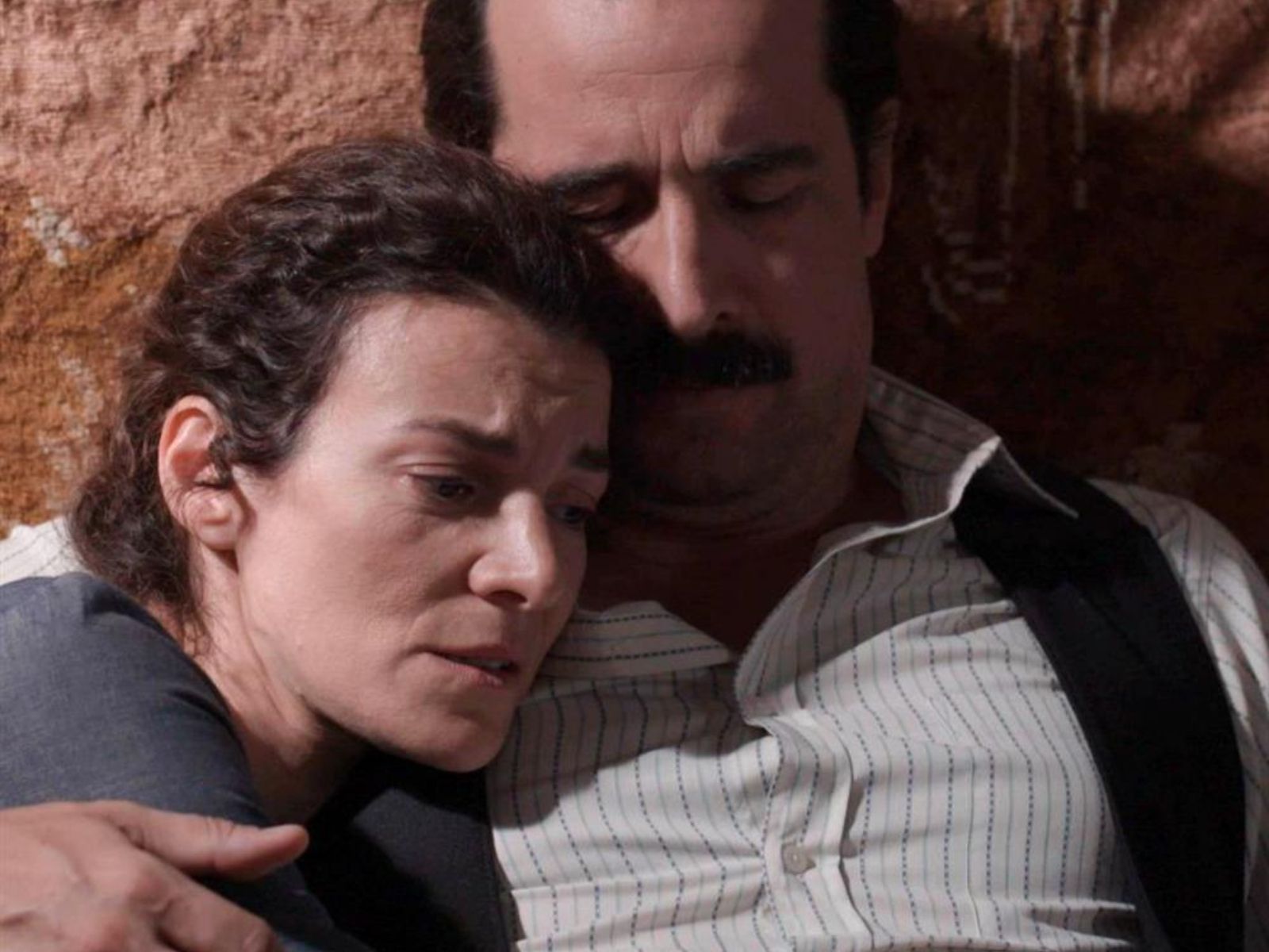 Grand Hotel: H Θεώνη μένει ανάπηρη και δεν υπάρχει φως για την θεραπεία της