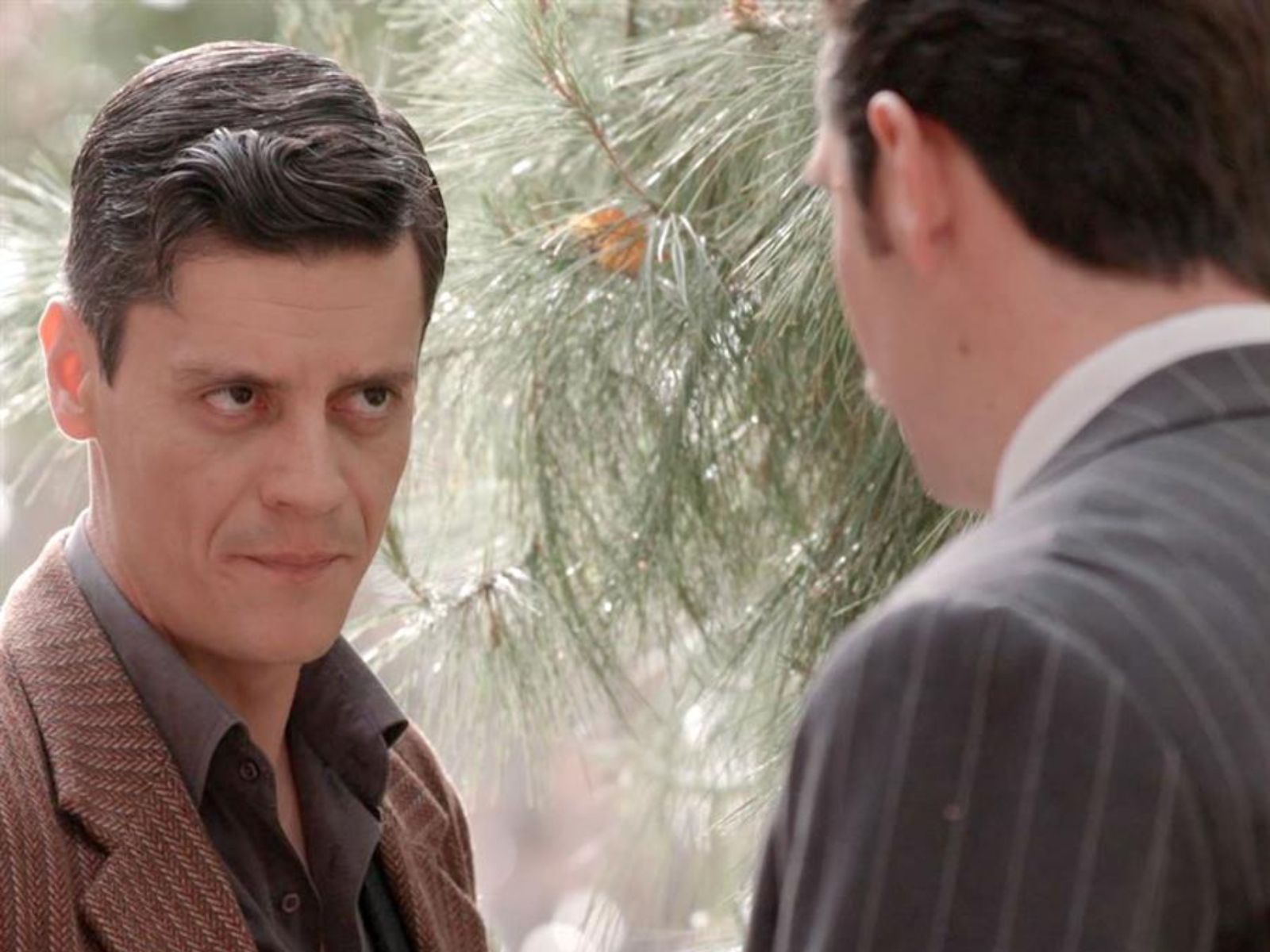 Grand Hotel: Ο Βλάσσης εκμεταλλεύεται με τον χειρότερο τρόπο τον Χαραλάμπη