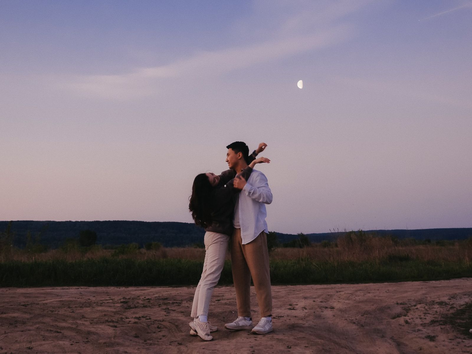 Ερωτικές προβλέψεις Ιουνίου 2025: Αυτά τα ζώδια θα γνωρίσουν την αληθινή αγάπη- Ένας απρόσμενος έρωτας θα τους χτυπήσει τη πόρτα