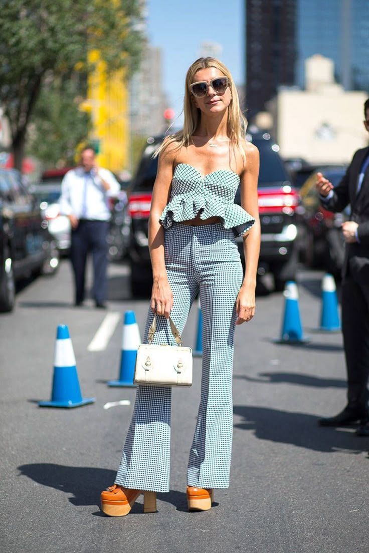 Όλη τη μέρα στους δρόμους: Προτάσεις για all day ντύσιμο από το πρωί μέχρι το βράδυ