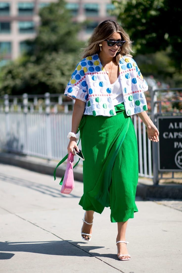 Όλη τη μέρα στους δρόμους: Προτάσεις για all day ντύσιμο από το πρωί μέχρι το βράδυ