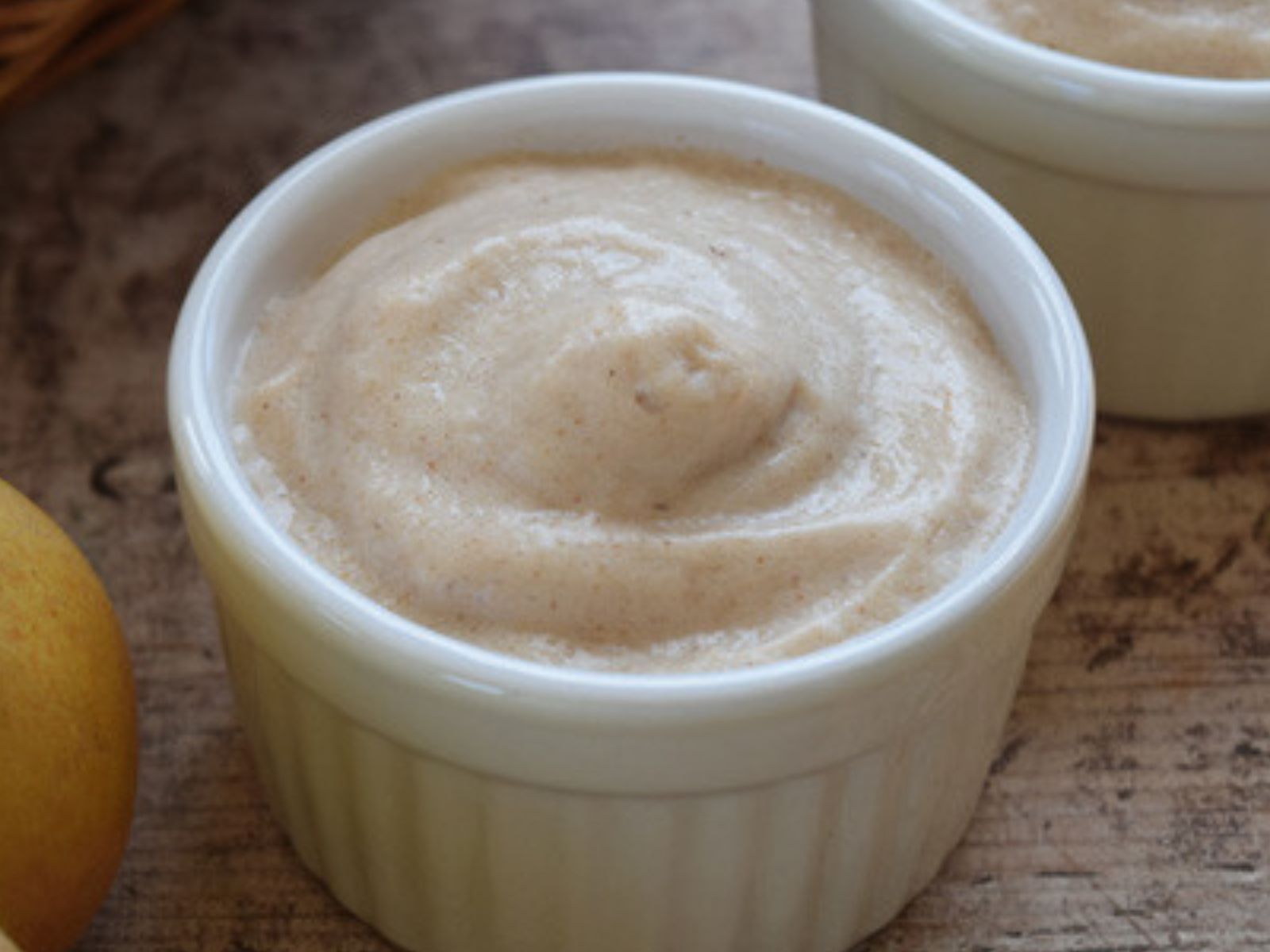 Συνταγή για φρουτόκρεμα με κεχρί και αχλάδι για βρέφη