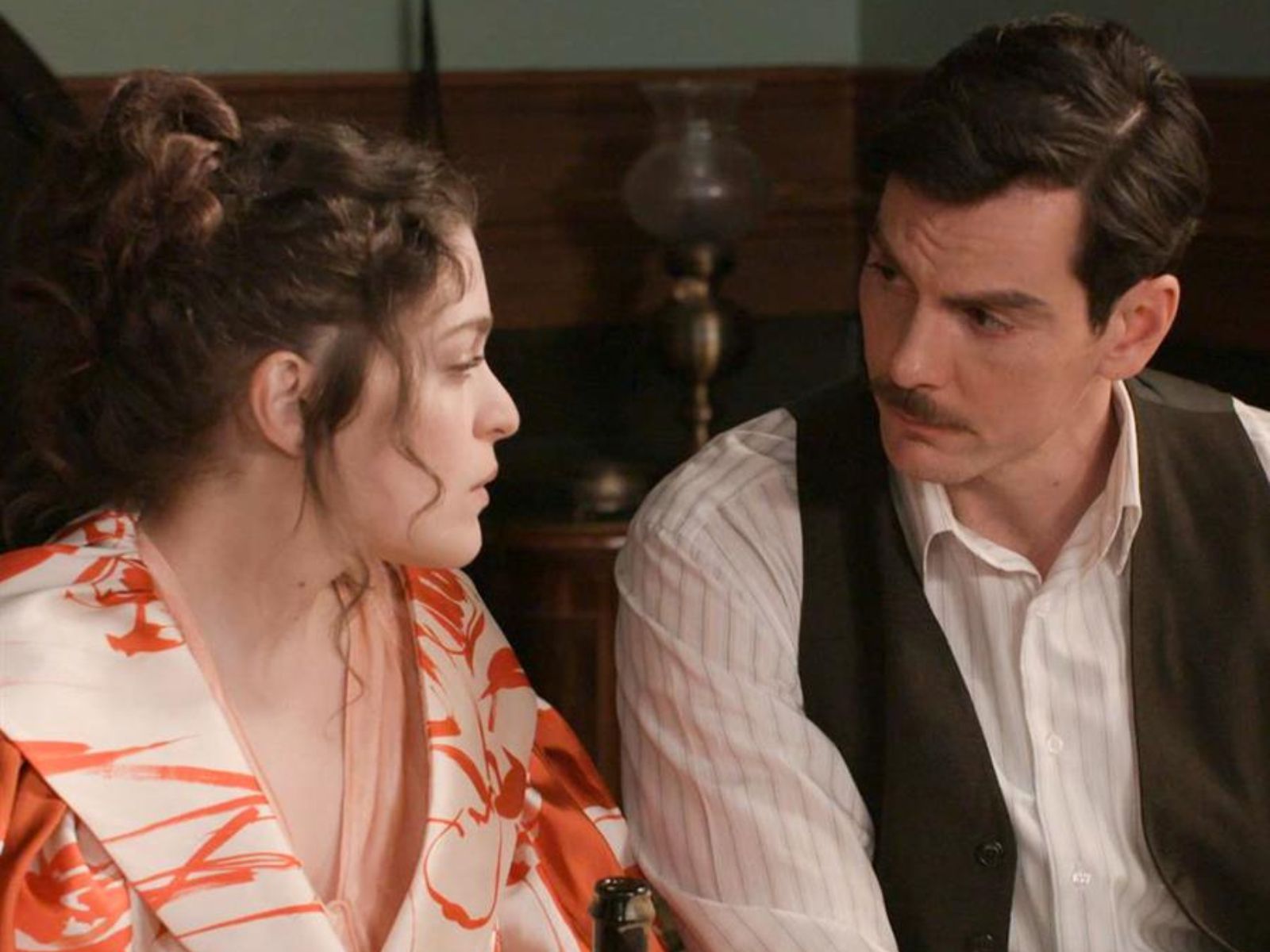 Grand Hotel: Αλίκη και Πέτρος χωρίζουν μετά την κατάθεση της στο δικαστήριο