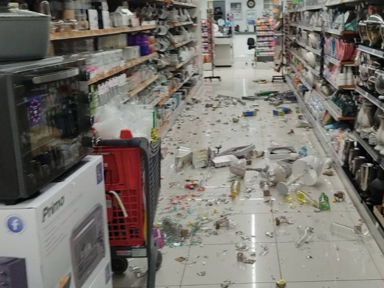 Σεισμός Κρήτη: Συγκλονιστικό βίντεο από τη στιγμή του σεισμού 6,1 Ρίχτερ- Το απόκοσμο βουητό