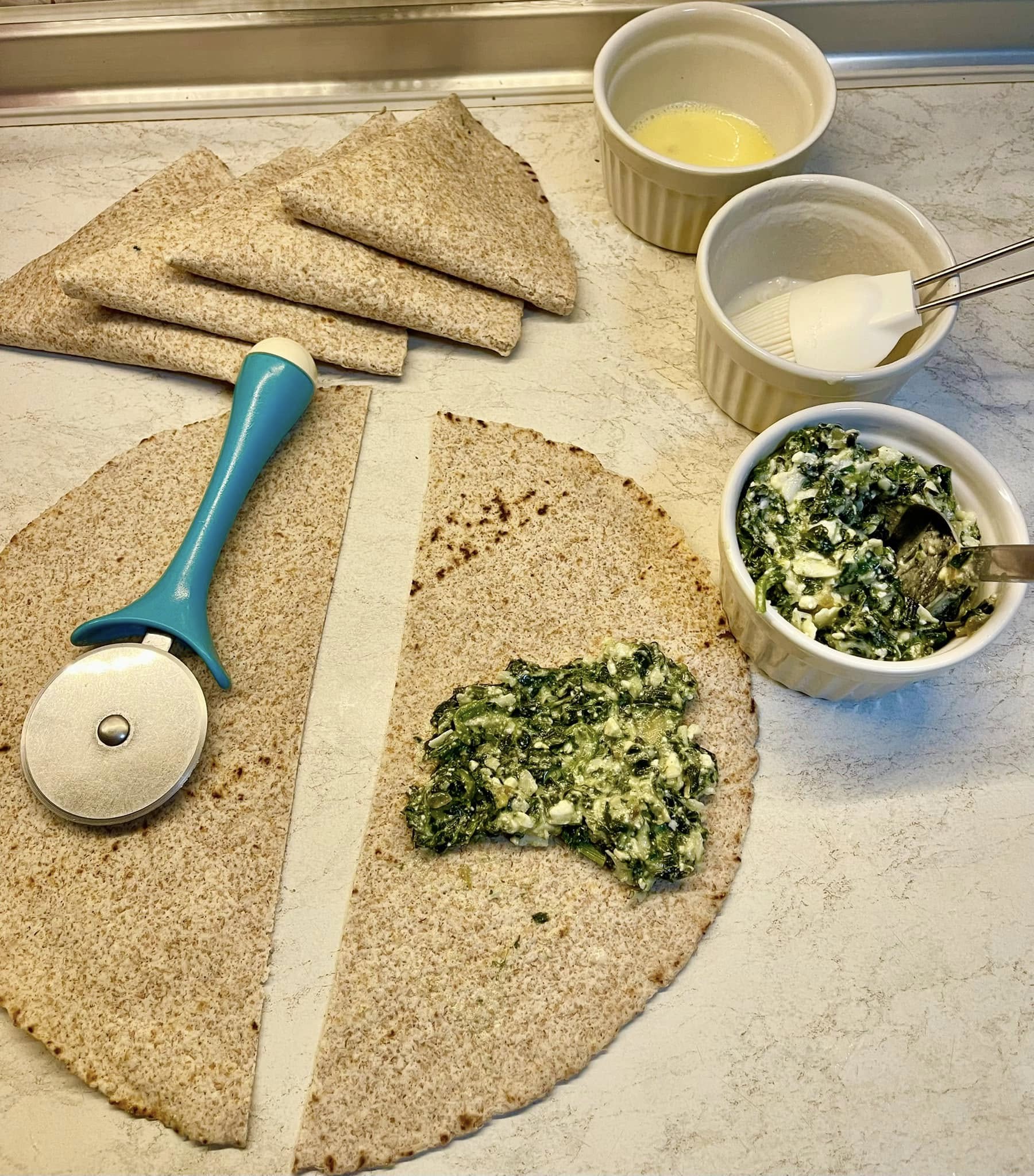 Σπανακοπιτάκια με τορτίγια ολικής άλεσης για το lunchbox