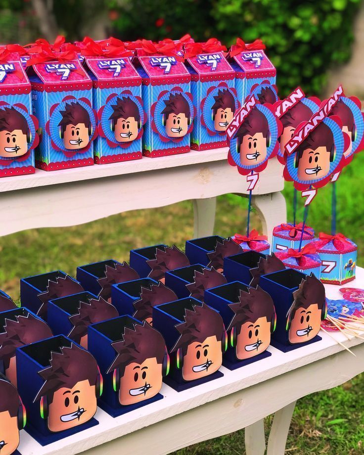 Πάρτι γενεθλίων με θέμα Roblox που θα ξετρελάνει το παιδί – Ιδέες για τούρτα και στολισμό