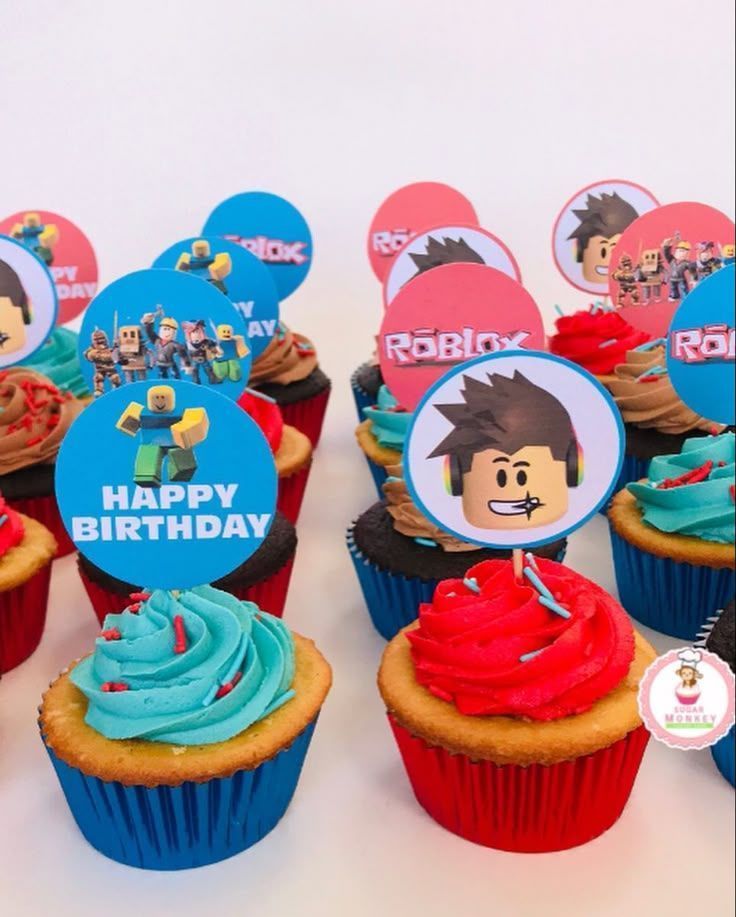 Πάρτι γενεθλίων με θέμα Roblox που θα ξετρελάνει το παιδί – Ιδέες για τούρτα και στολισμό