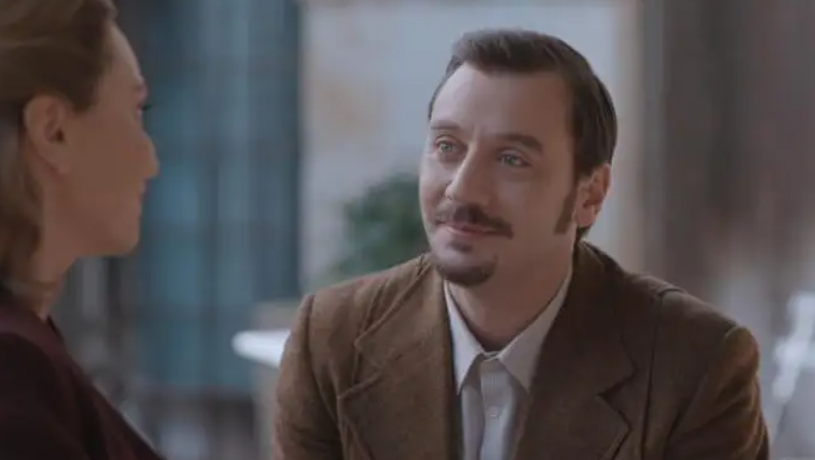 Η βεράντα του Στάθη Κόικα από το Grand Hotel είναι ό,τι πιο καλοκαιρινό και boho θα δεις σήμερα