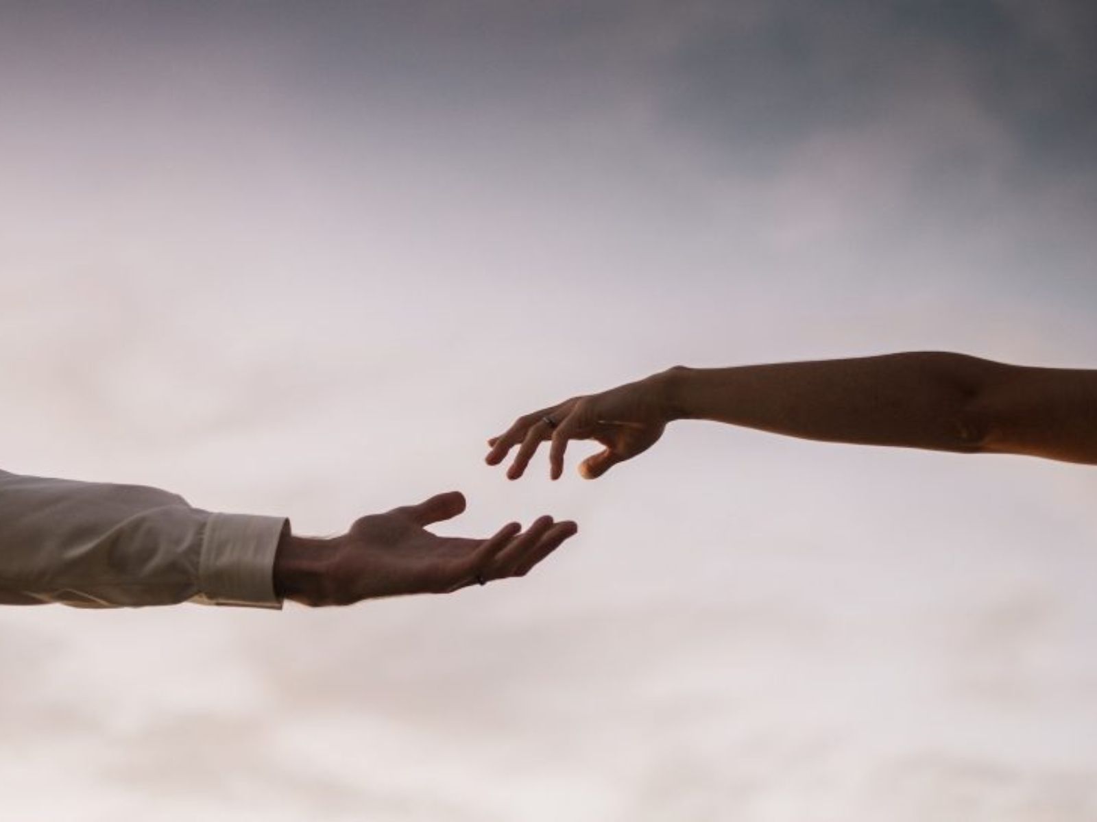 Αστρολογικές προβλέψεις Ιουνίου 2025: Έρχονται κρυφά ερωτικά πάθη και απαγορευμένοι έρωτες γι’ αυτά τα ζώδια