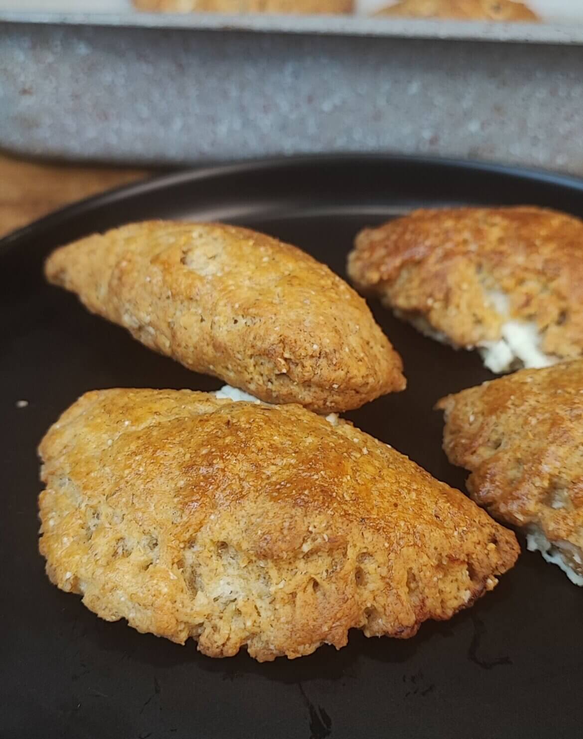 Υγιεινά τυροπιτάκια κουρού ολικής με cottage