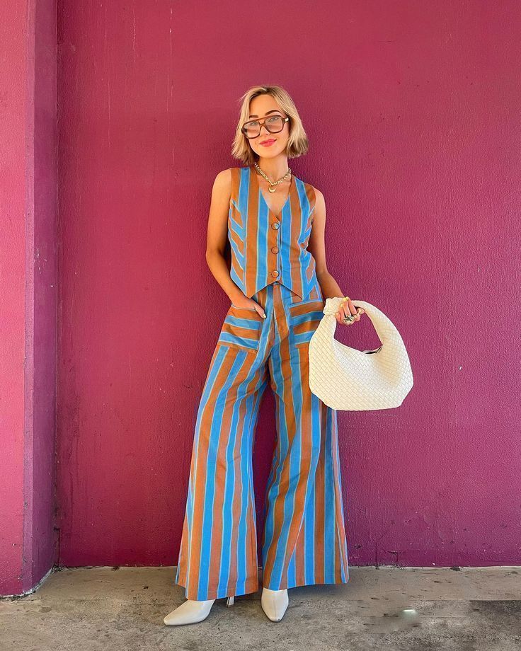 Ντύσιμο Ιουνίου 2025: Ιδέες για το ντύσιμο του μήνα με τα must have ρούχα της σεζόν