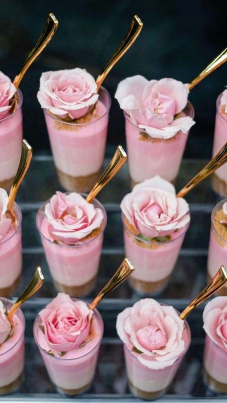 Βάφτιση – Όλες οι νέες τάσεις στο στολισμό για το 2025