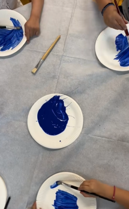 Βαρκούλες σε χάρτινα πιάτα – Η πιο εύκολη παιδική κατασκευή για την τάξη ή το σπίτι