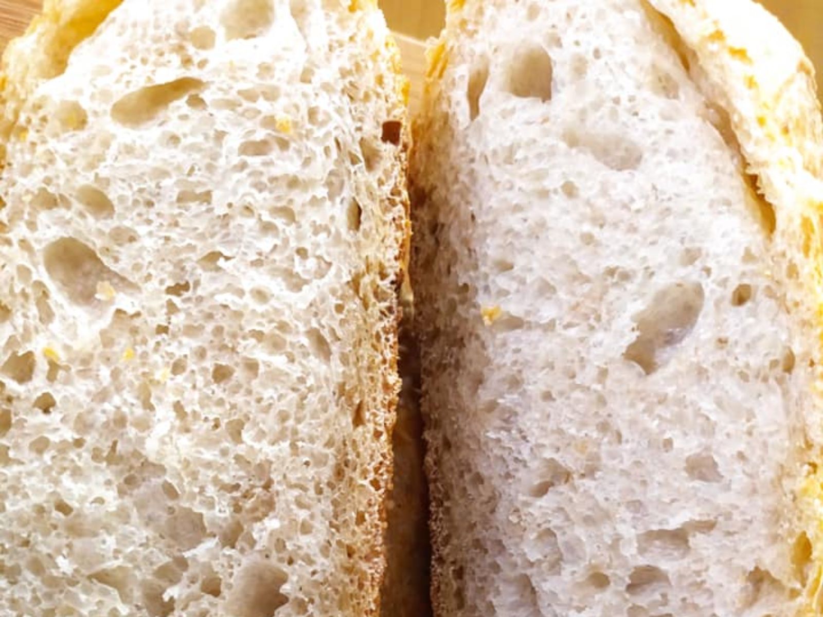 Αφράτο ψωμί με προζύμι χωρίς γλουτένη