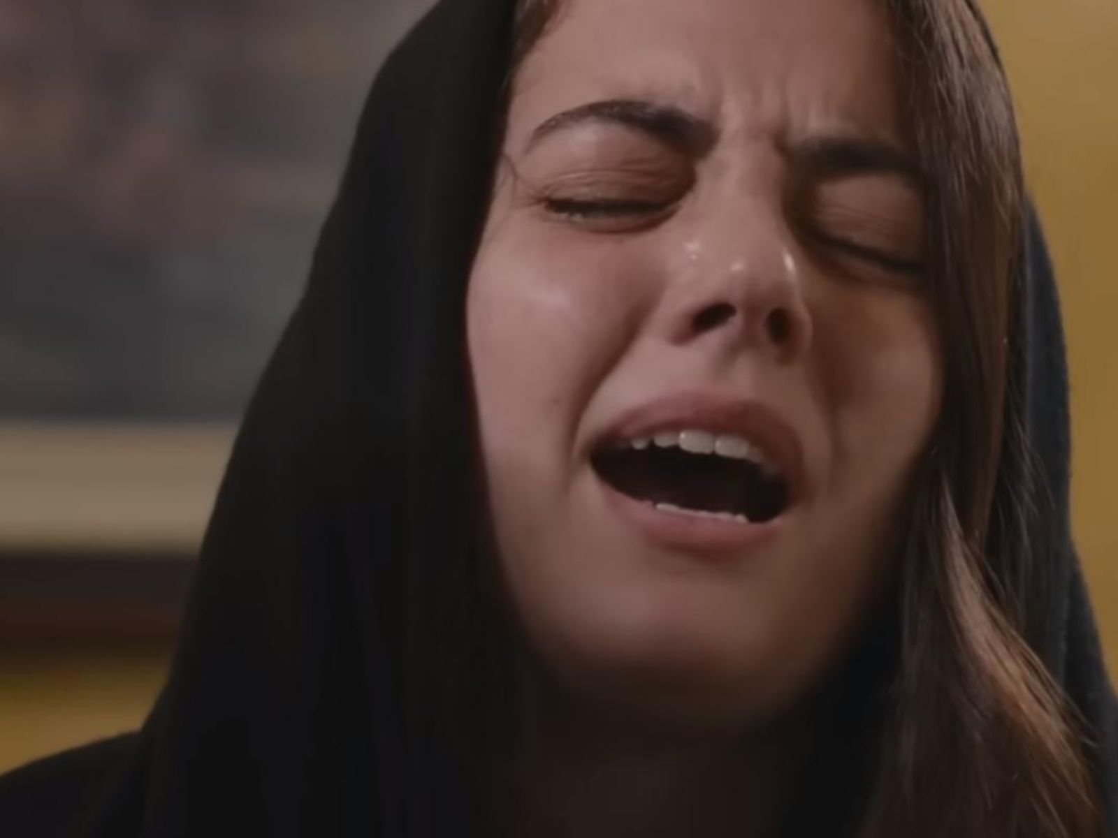 Η Γη της Ελιάς: Η Αννα ζωντανή νεκρη- Μέσα σε λίγες μέρες χάνει παιδιά και αδερφό