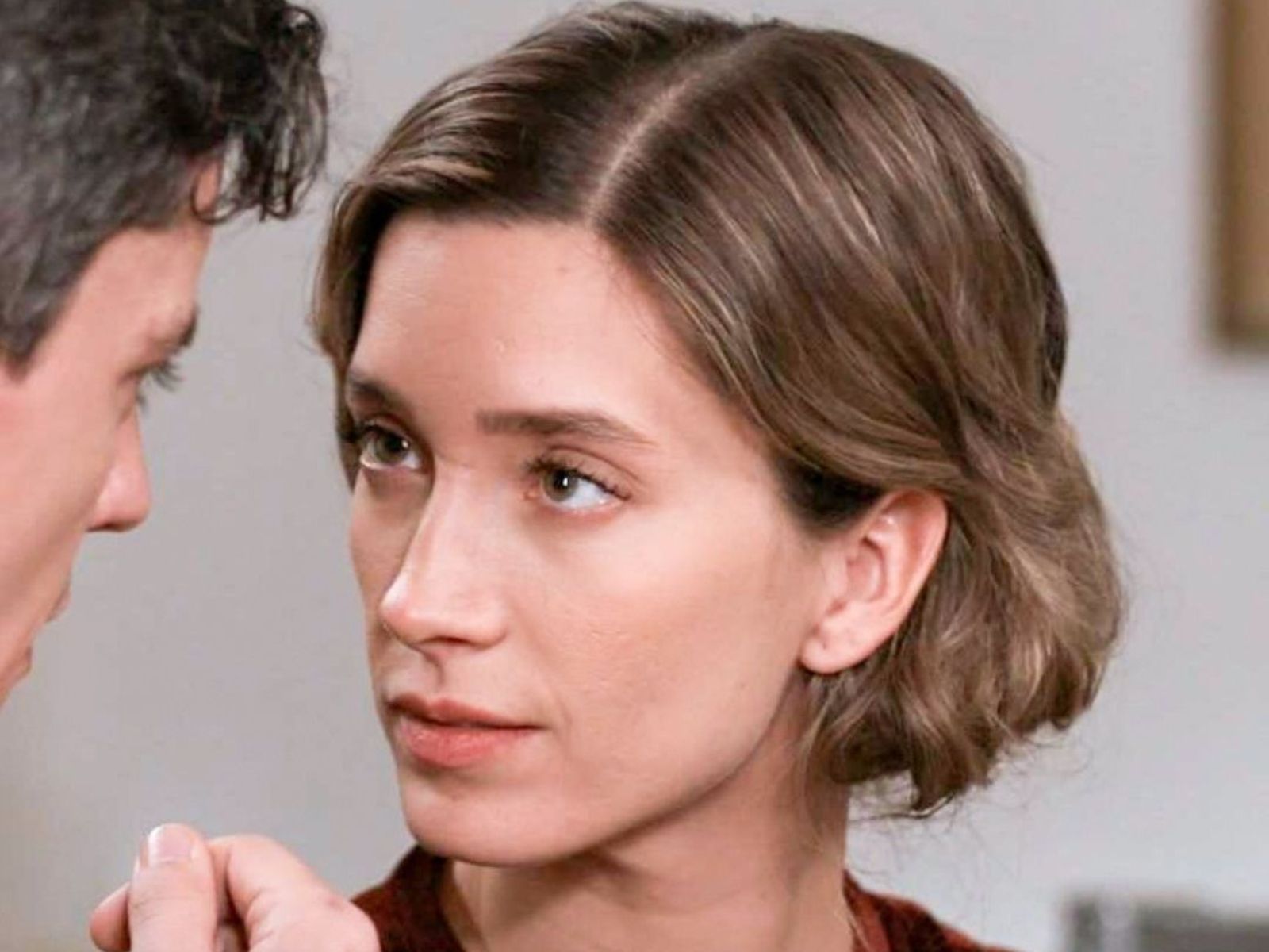 Grand Hotel: H Ελένη εμφανίζεται απροσδόκητα και καίει τον Ρήγα