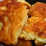 Αφράτα τηγανόψωμα που γίνονται αλμυρά ή γλυκά για το ταπεράκι του σχολείου