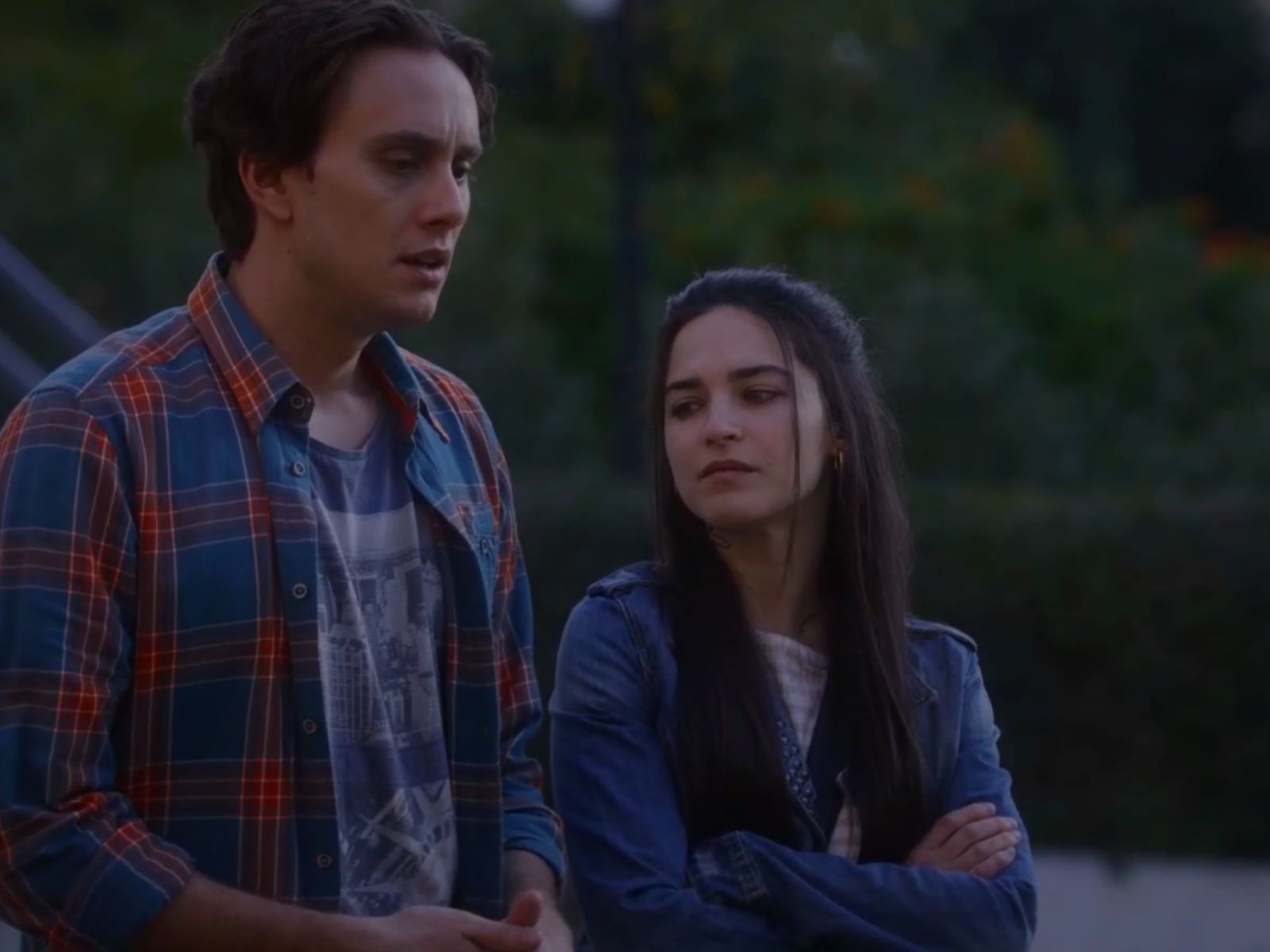 Διάφανη Αγάπη: Η Φωτεινή θέλει πίσω τον Φίλιππο αλλά εκείνος την απορρίπτει