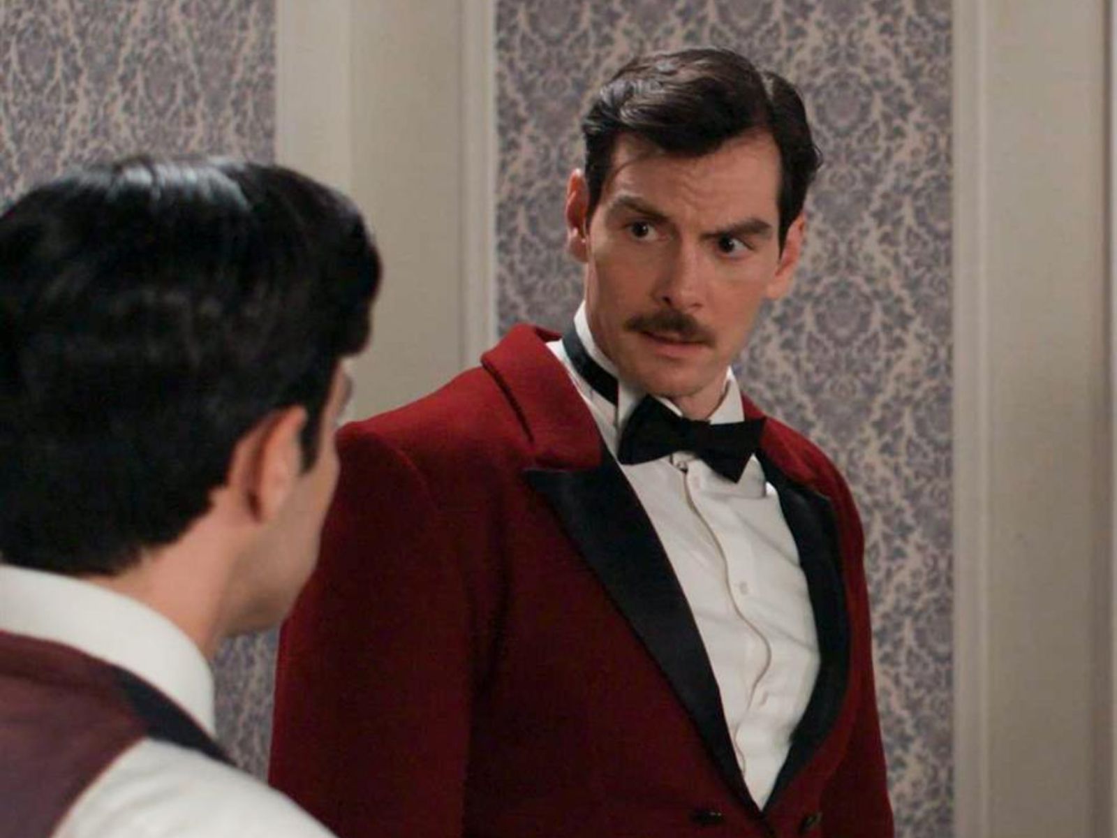 Grand Hotel: Ο Πέτρος δεν δέχεται να ζήσει χωρίς την αγάπη της και ετοιμάζει σχέδιο διαφυγής