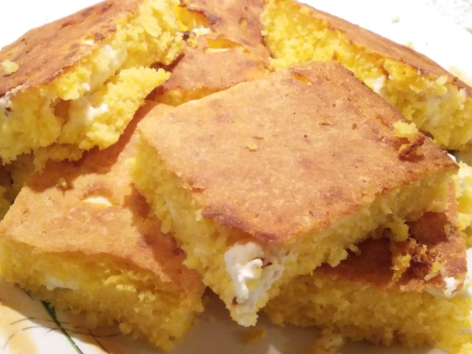 Αφράτη μπομπότα με καλαμποκάλευρο χωρίς γλουτένη