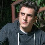 Πόρτο Λεόνε: Ο Ρόλος του Σταύρου Σβήγκου στη σειρά