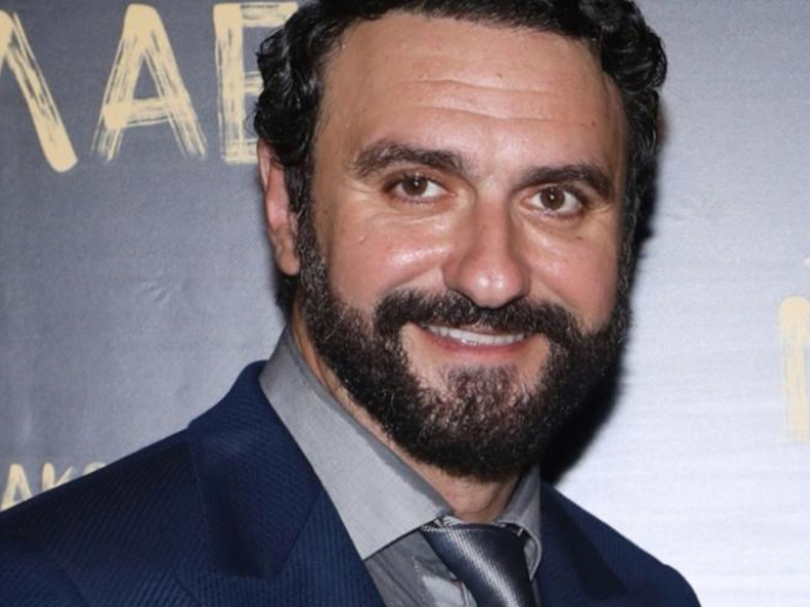 Ο Μελέτης Ηλίας έκανε τις πρώτες του βουτιές με τα παιδιά του στον Νο1 προορισμό κοντά στην Αθήνα