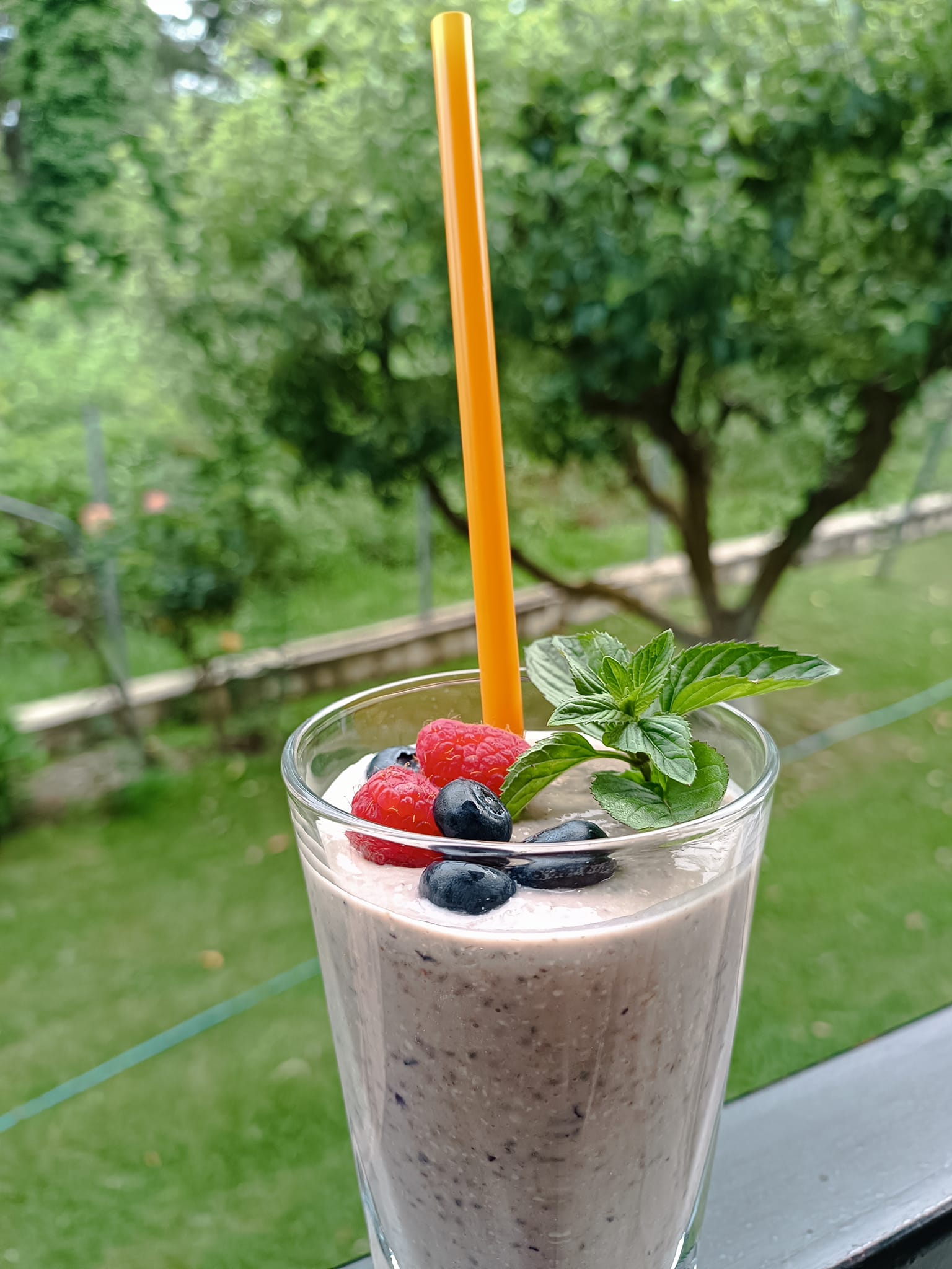 Ενεργειακό smoothie για πρωινό με σπόρους τσία