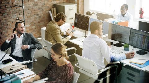 Τα πιο κερδοφόρα επαγγέλματα στην Ελλάδα το 2025