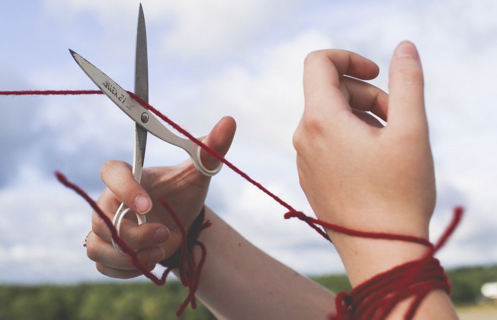 Το σύνδρομο του «ευεργετηθέντος αχάριστου» – Γιατί όσο περισσότερο βοηθάς κάποιον εκείνος το εκμεταλλεύεται;