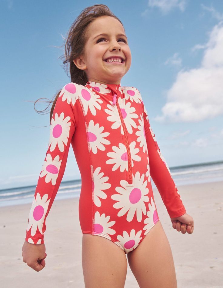 Πώς να διαλέξεις το σωστό μαγιό για παιδιά: Τα σωστά υλικά η αντηλιακή προστασία και η άνεση