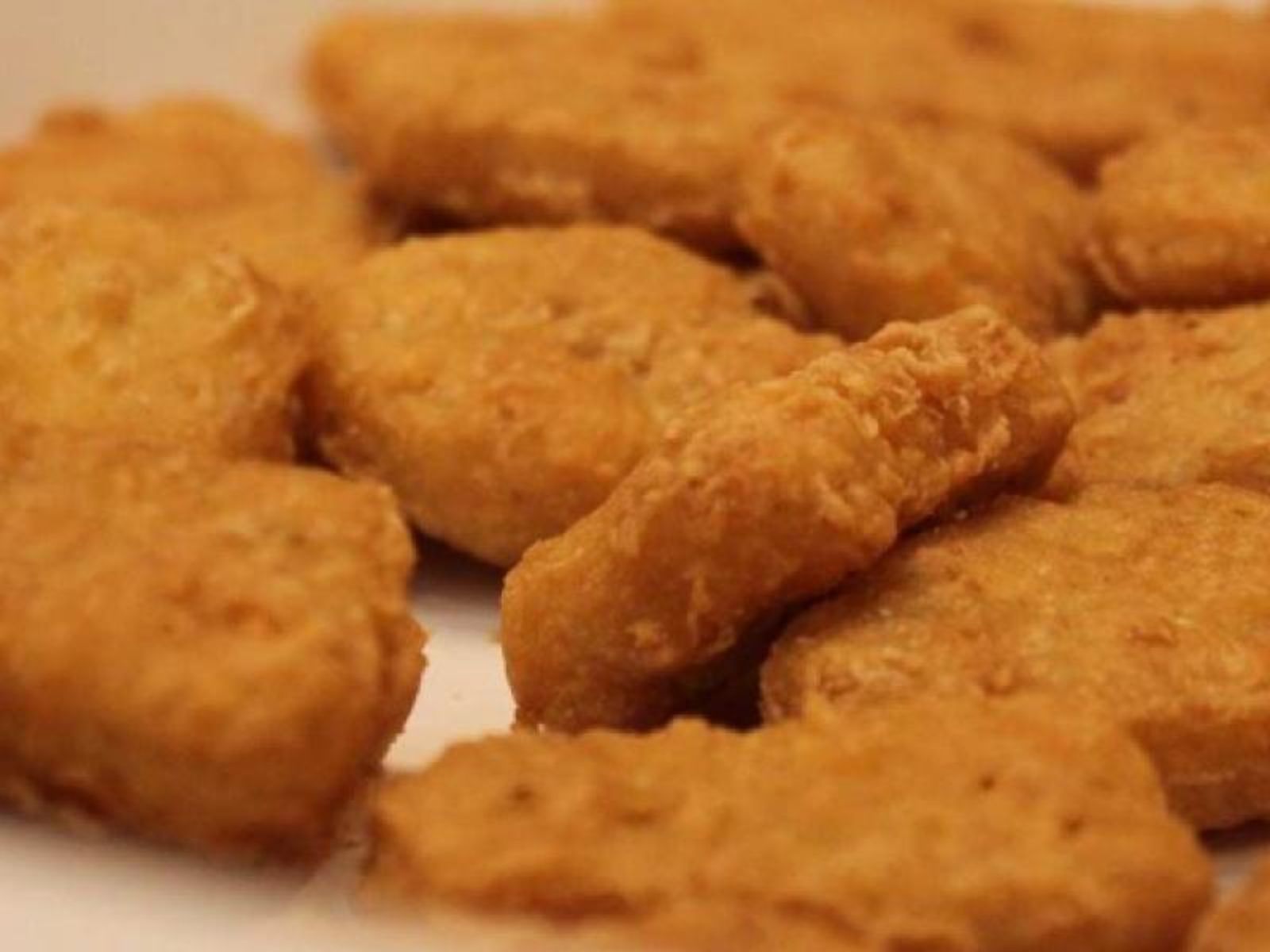 Επείγουσα ανάκληση σε μεγάλα σουπερμάρκετ- Κοτομπουκιές γεμάτες με επικίνδυνο βακτήριο