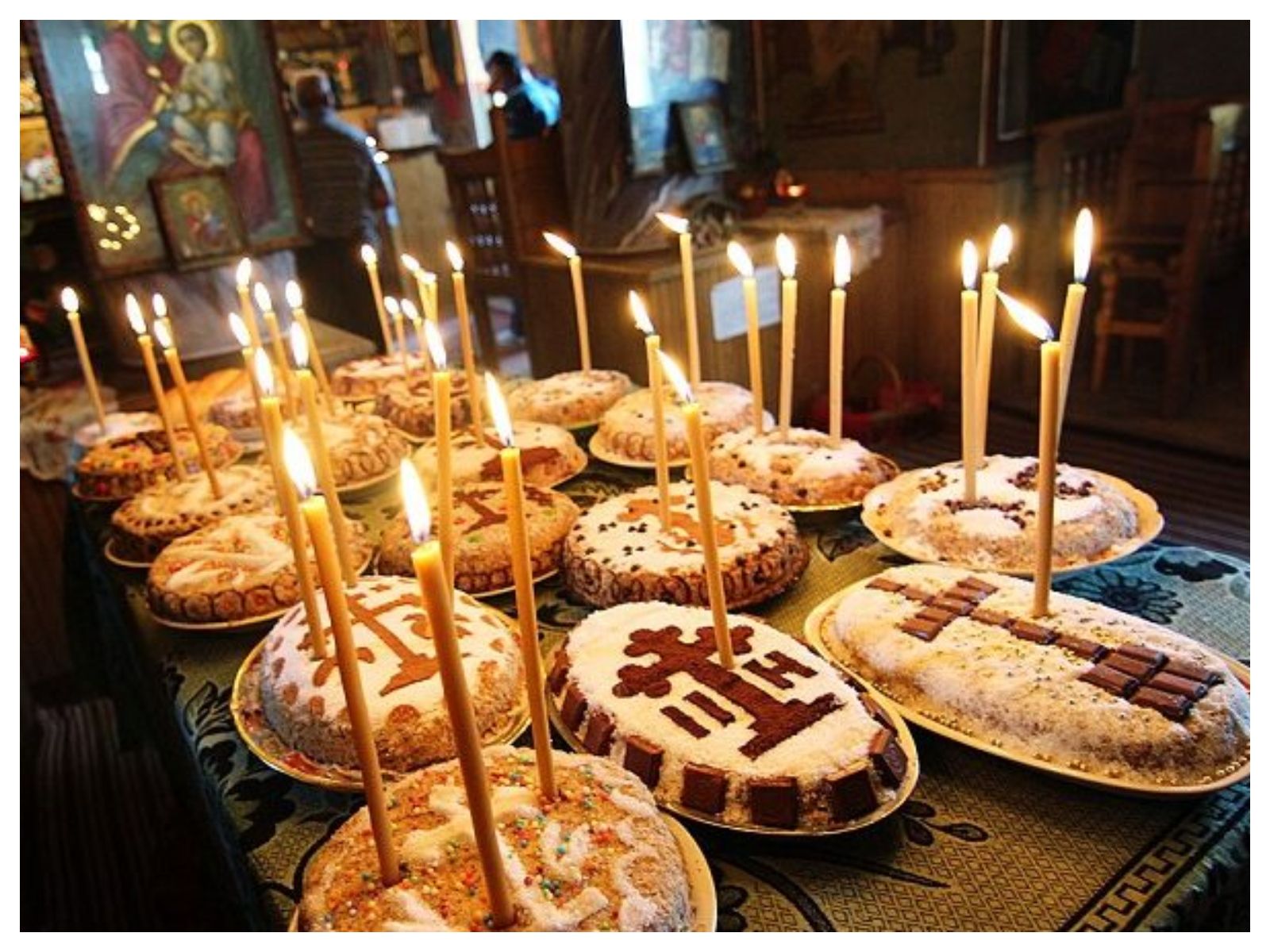 Ψυχοσάββατο της Πεντηκοστής – Γιατί ονομάζονται «χρυσά» τα κόλλυβα