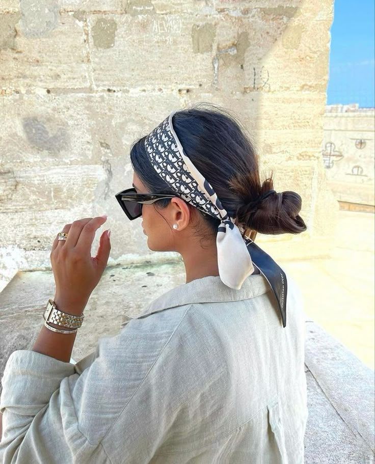 Τα πιο cool καλοκαιρινά χτενίσματα που κάνεις σε 5 λεπτά