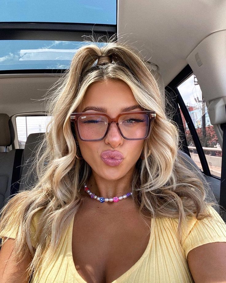 Τα πιο cool καλοκαιρινά χτενίσματα που κάνεις σε 5 λεπτά