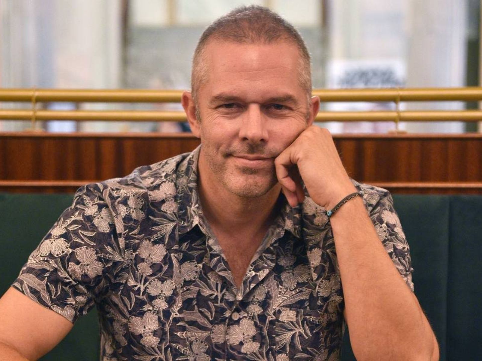 Αύριο: Οι Πρωταγωνιστές και η υπόθεση της νέας σειράς της Ερτ