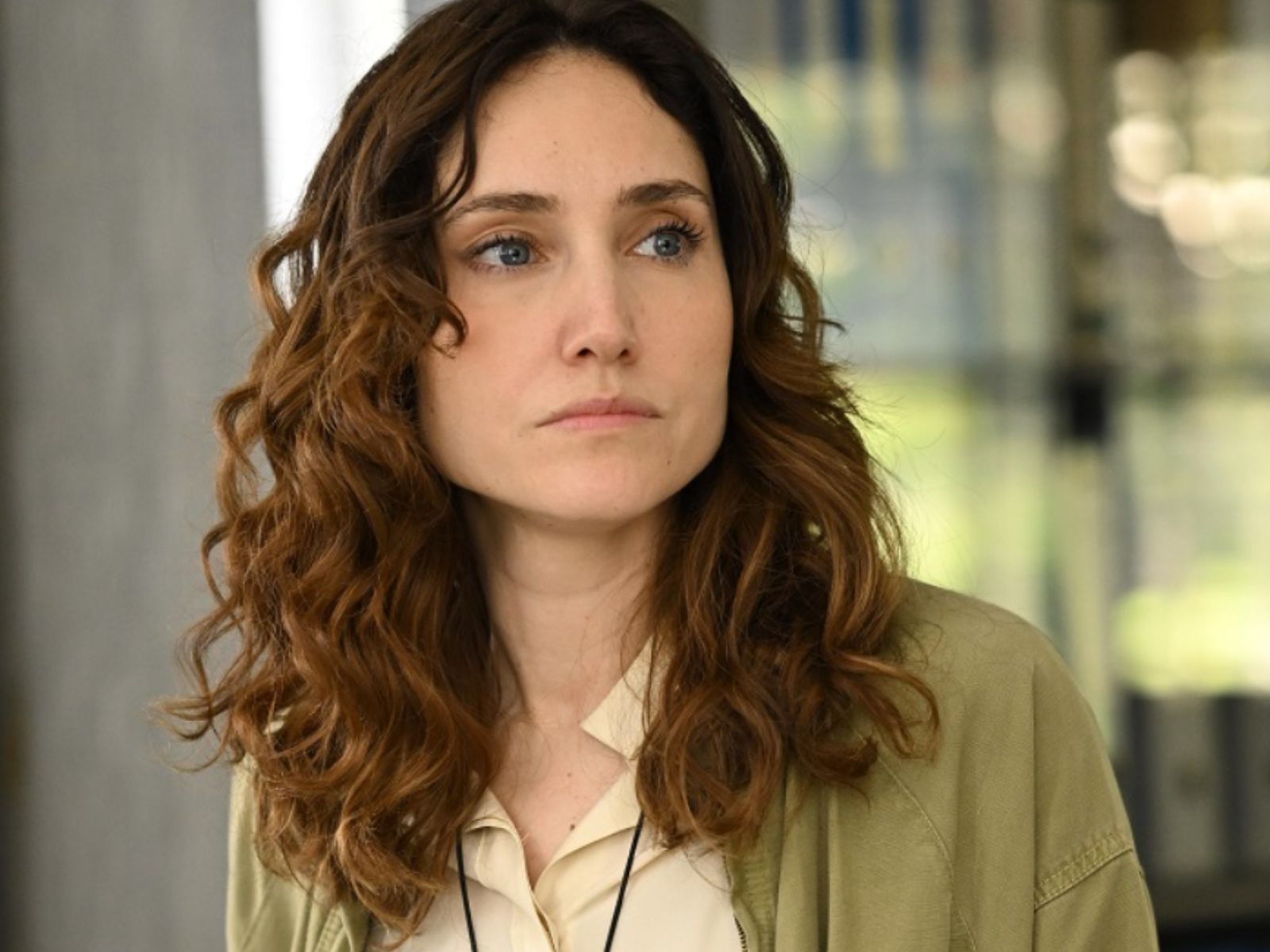 Διάφανη Αγάπη: Το αυτοκίνητο της Άννας εκρήγνυται και εκείνη εκτινάσσεται από την έκρηξη