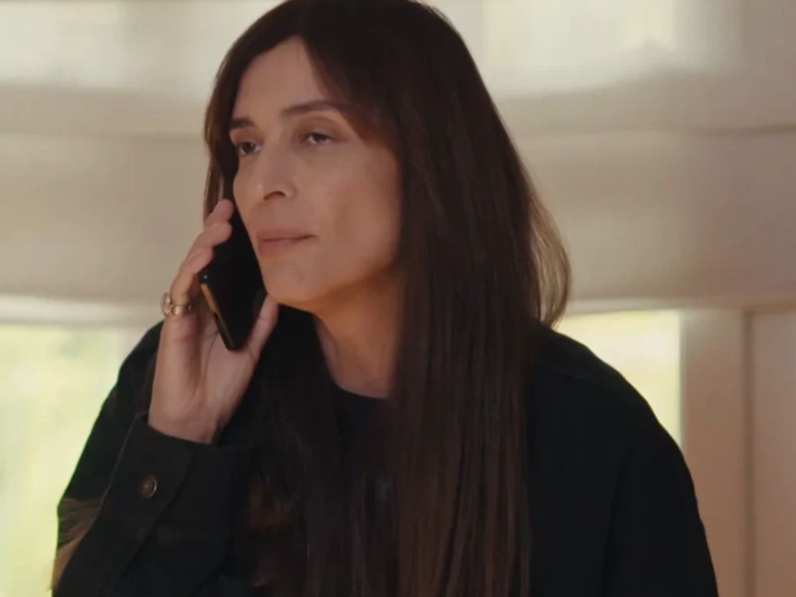 Η Γη της Ελιάς : H Ιουλία κόβει τους δεσμούς με τη Μάνη- Δε πάει ούτε στο γάμο της Βασιλικής